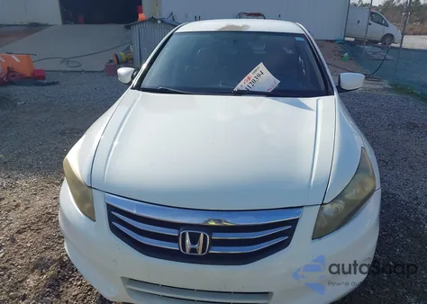 2011 Honda Accord 2.4 Se z USA, uszkodzony, nr VIN 1HGCP2F60BA017072